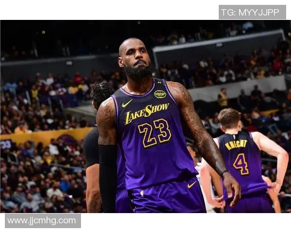 国王队与湖人队激战夏季联赛新星球员表现引人瞩目 国王队与湖人队激战夏季联赛新星球员表现引人瞩目