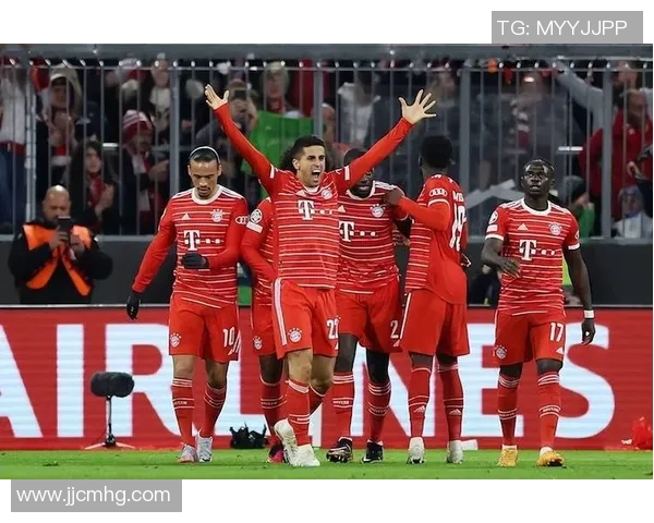 拜仁慕尼黑与佛罗伦萨的巅峰对决展现足球魅力与激情的较量