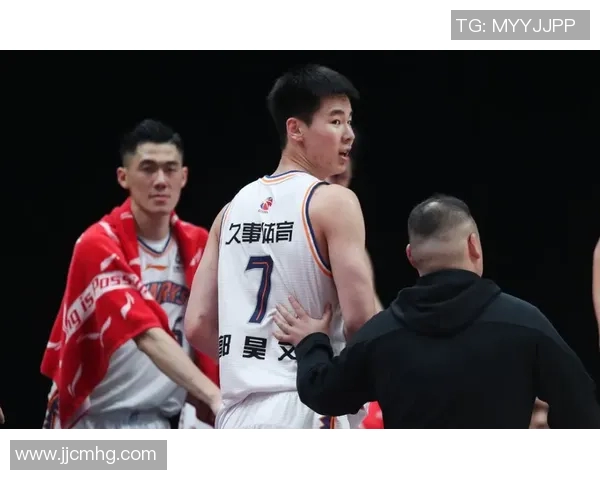 比利亚与格拉纳的激烈对决谁能在这场比赛中笑到最后 比利亚与格拉纳的激烈对决谁能在这场比赛中笑到最后