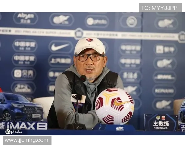 重庆篮球队耐力分析与训练方法探讨助力球队提升竞技水平