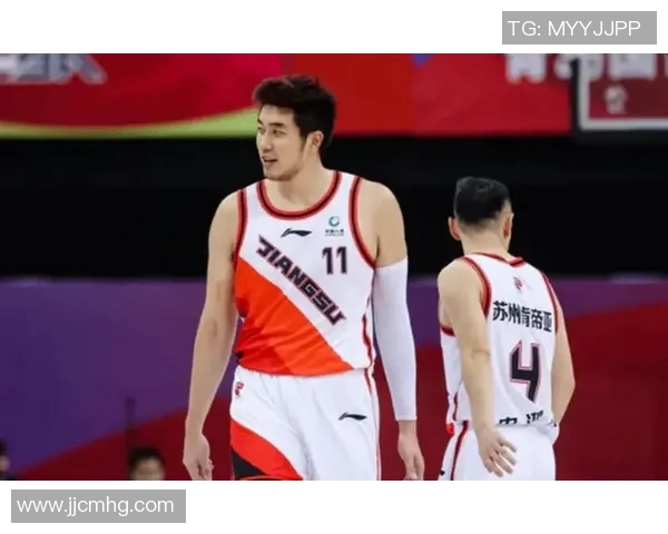 吴冠希：从篮球新星到职业生涯巅峰的奋斗历程与未来展望