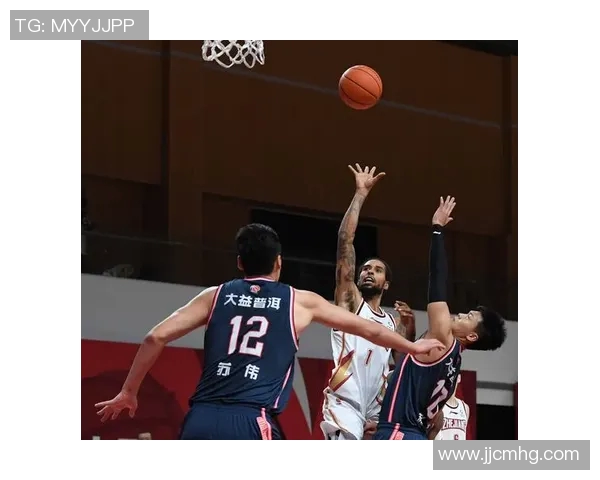 广东对阵浙江稠州篮球直播精彩瞬间全程回顾与分析